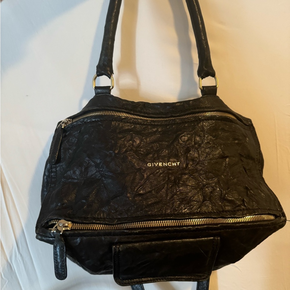 Givenchy Black Pandora Medium